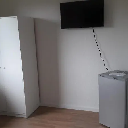 Work & In Menden- Rooms2stay *