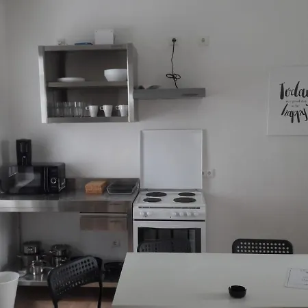 Work & In Menden- Rooms2stay