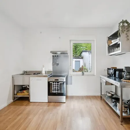 Work & In Menden- Rooms2stay Appartement *