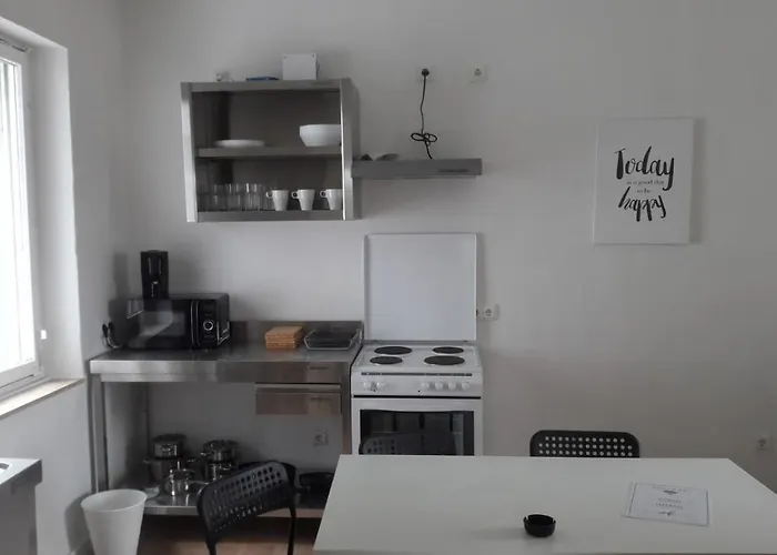 Work & In Menden- Rooms2stay